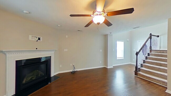 Building Photo - 177 Bayleaf Dr