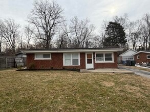 Building Photo - 1582 Bluebird Ln