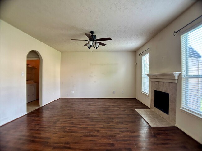 Foto del edificio - 25138 Bluma Ranch Dr