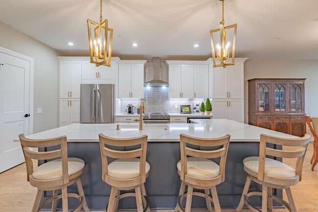 Foto del edificio - 5211 Highpointe Lakes Dr