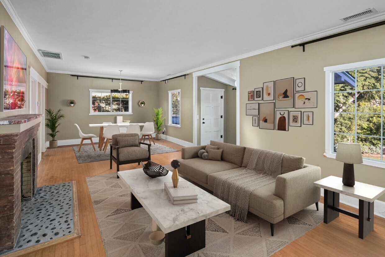 Primary Photo - Charming 2-Bedroom 2 bath home with Modern Comforts in San Diego's Historic Mission Hills!