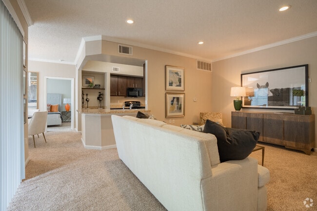 2BR, 2BA - 1,100SF - Fieldstone