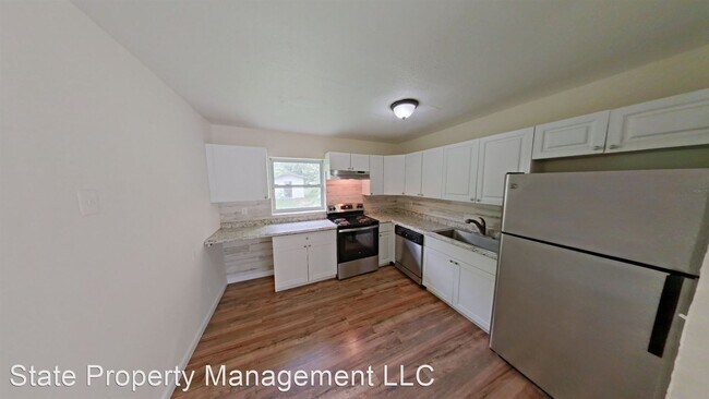 Building Photo - 2 br, 1 bath House - 2206 Avenue N.