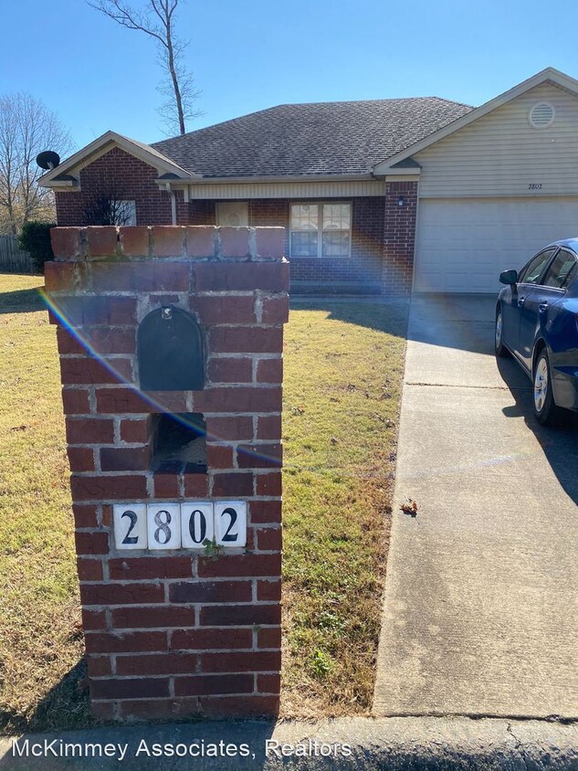 Primary Photo - 3 br, 2 bath House - 2802 Mcneil