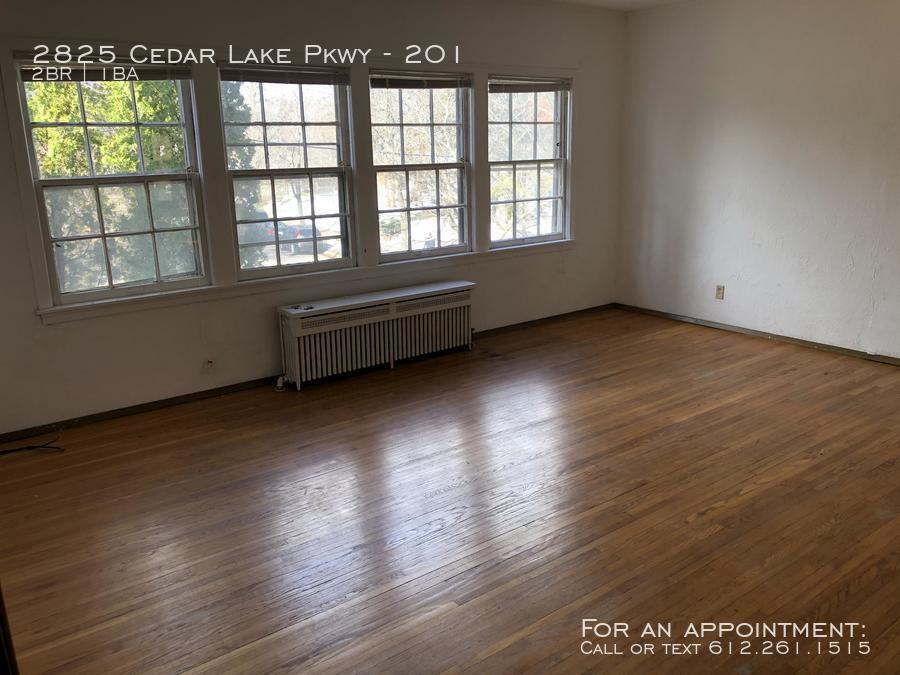 Primary Photo - 2825 Cedar Lake Pkwy