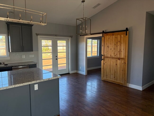 Building Photo - 6404 Clark Rd