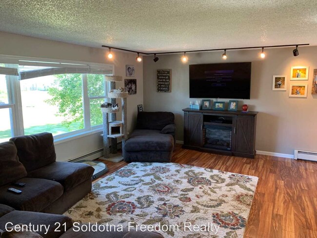 Building Photo - 4 br, 2 bath House - 335 W Rockwell