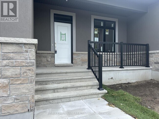 Building Photo - 1539 Flanders Rd