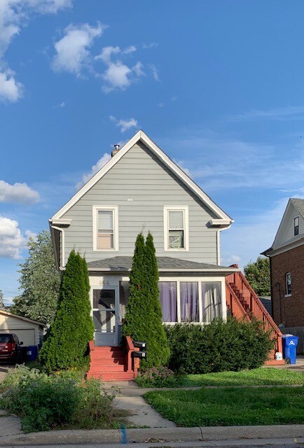 Building Photo - 444 View St