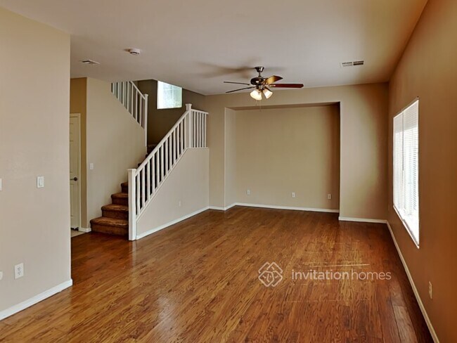 Foto del edificio - 1141 Sunny Acres Ave