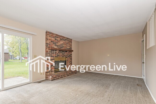 Building Photo - 6500 Loblolly Dr