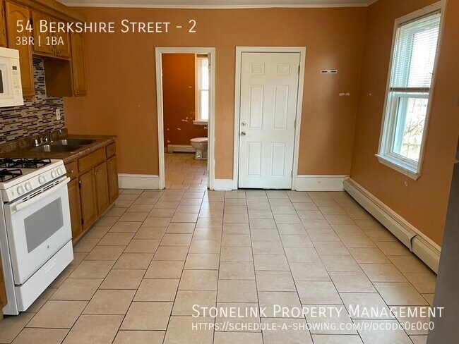 Building Photo - 54 Berkshire Street