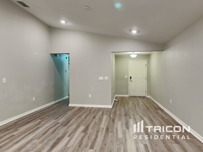 Building Photo - 988 Blue Tide Lane Lakeland FL