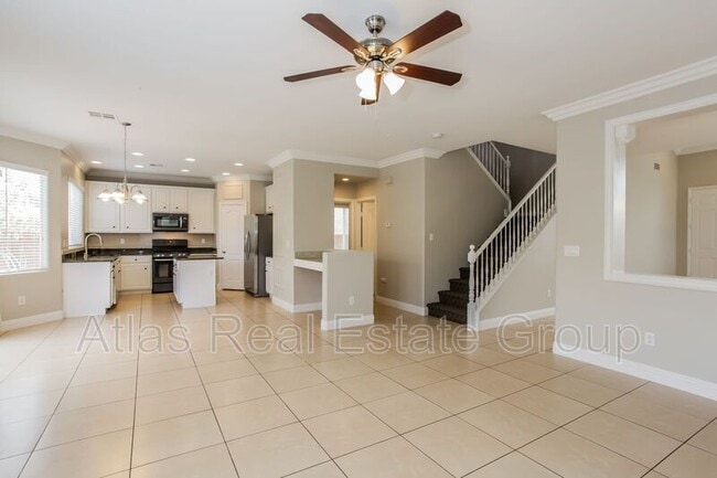 Foto del edificio - 304 Sharp Edge Ave