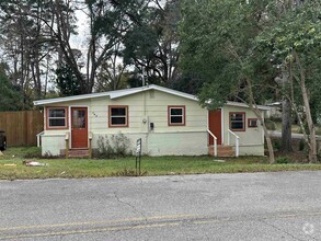 Building Photo - 182 Carver Ave