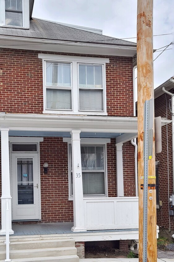 View from street - 35 South St