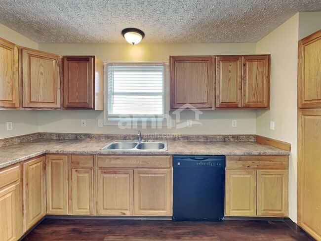 Building Photo - 1199 Onaway Ct