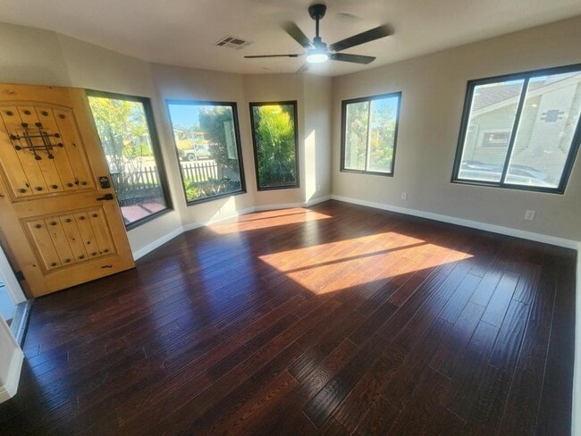 Building Photo - 3448 Cherokee Ave