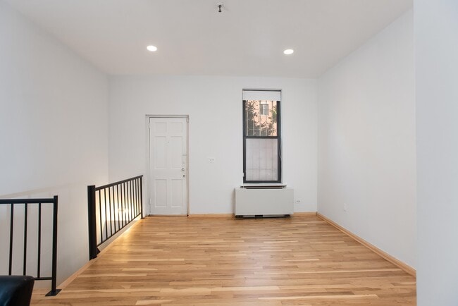 Building Photo - 41 1st St