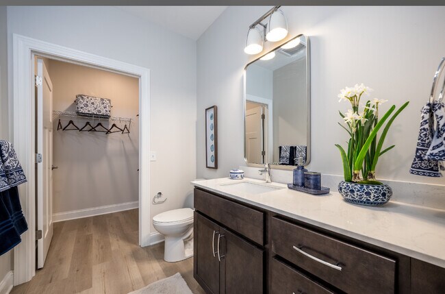 Building Photo - 5793 Greystone Dr