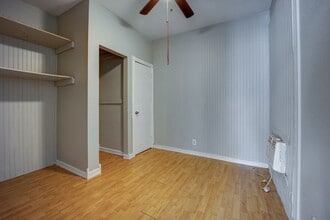 Building Photo - 3905 Jenny Lind Rd
