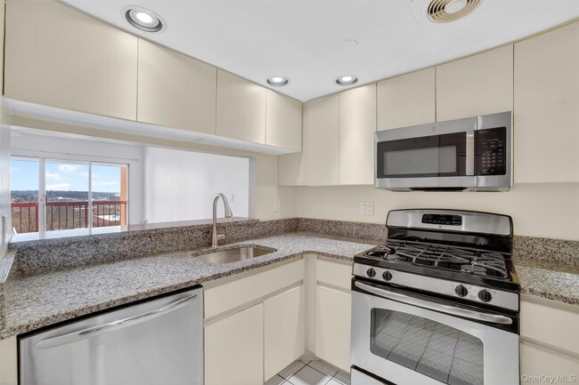 Foto del edificio - 10 Stewart Pl