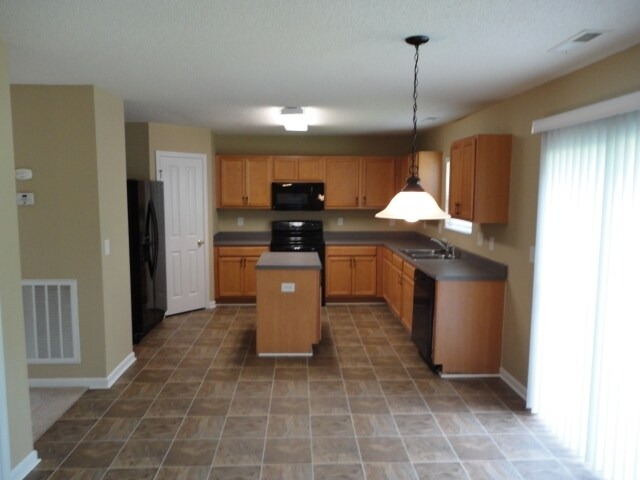 Foto del edificio - 123 Gatewood Ridge Ct