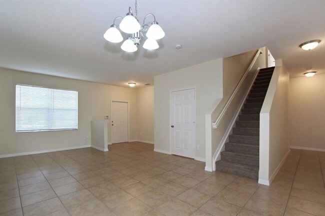 Building Photo - 865 Quartz Ter