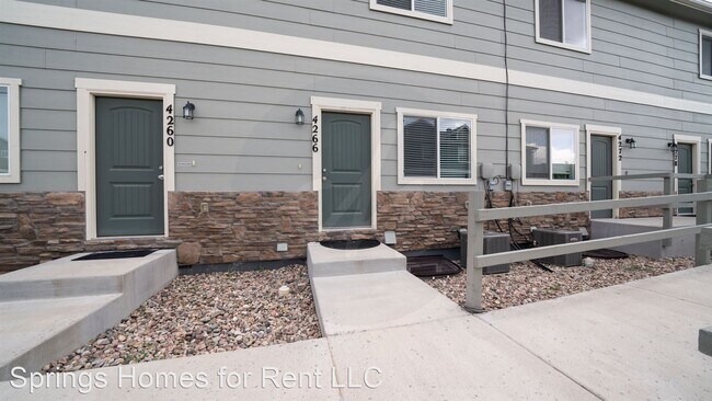 Foto del edificio - 2 br, 4 bath House - 4266 Perryville PT
