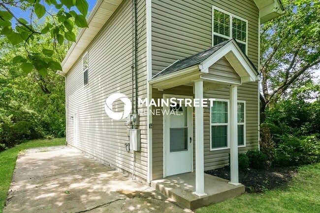 Foto del edificio - 3 Bedroom Pet-Friendly Home in LOUISVILLE, KY with Main Street Renewal