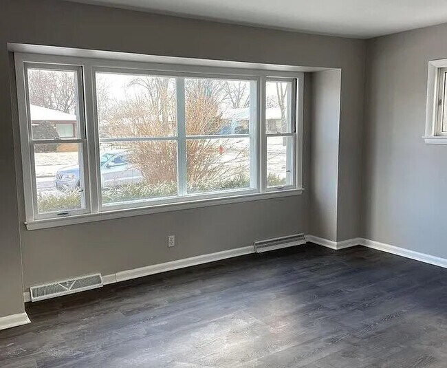 Foto del edificio - 5251 N 83rd St
