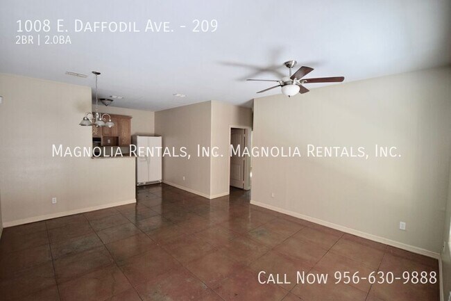 Foto del edificio - 1008 E Daffodil Ave