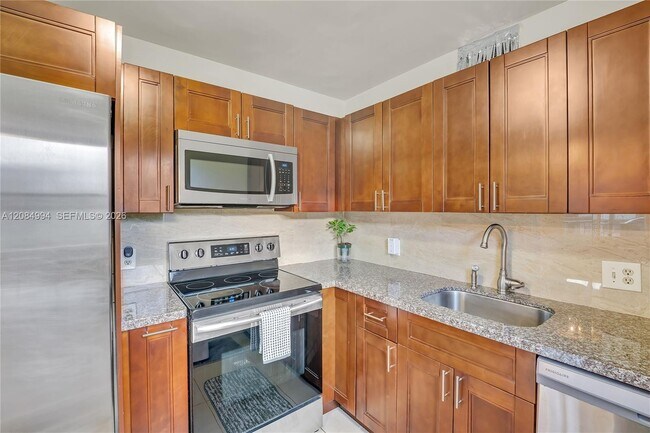 Building Photo - 150 SW 134th Way