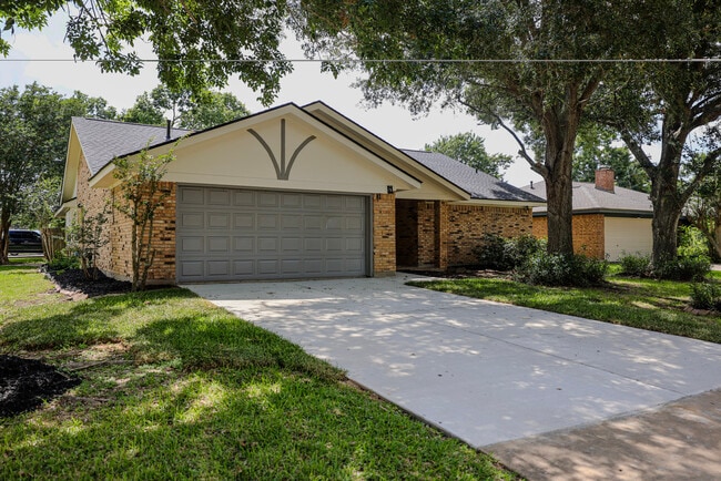 Building Photo - 51 Sweetgum Ct