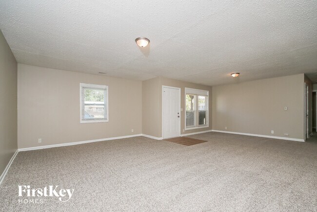 Building Photo - 5210 Palisade Way