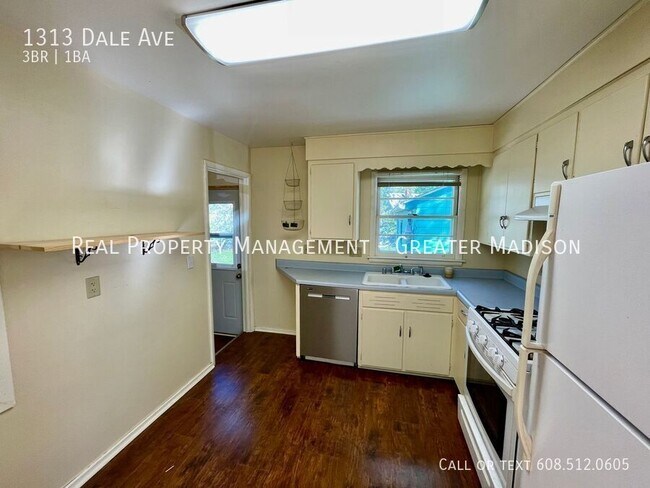Foto del edificio - 1313 Dale Ave