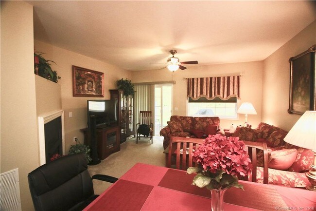 Building Photo - 11 Great Oak Ridge Way