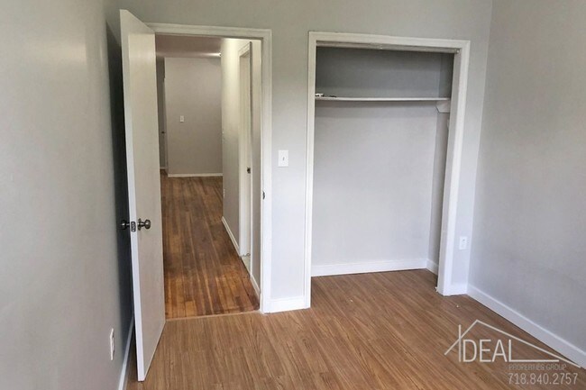 Building Photo - Wonderful Junior 1 Bedroom in Bushwick!