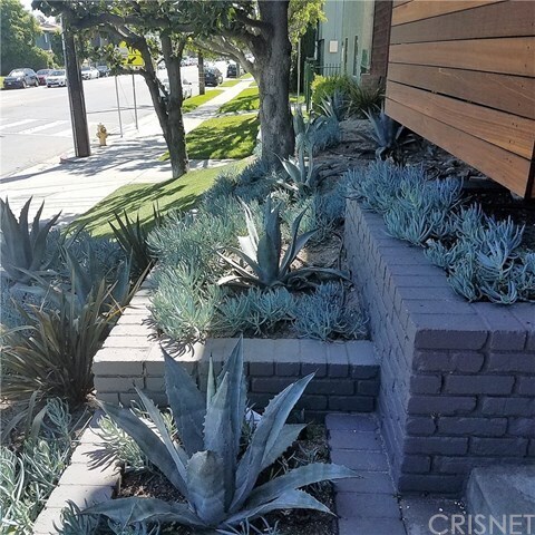 Foto del edificio - 6209 Coldwater Canyon Ave