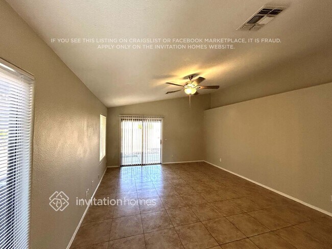 Foto del edificio - 2620 E Beverly Rd