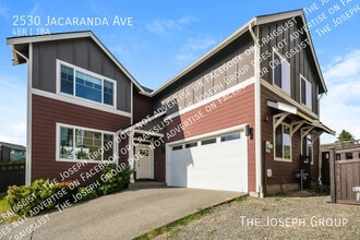 Building Photo - 2530 Jacaranda Ave