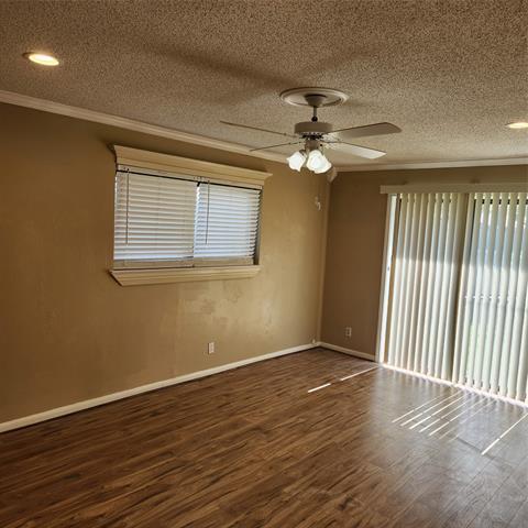 Building Photo - 2859 Millwood Cir