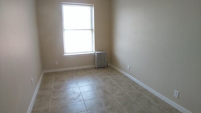 Building Photo - 113 Bay Ridge Ave