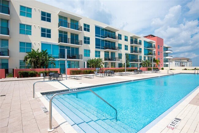 Foto del edificio - 1208 E Kennedy Blvd