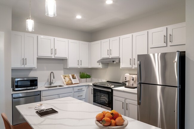 Photo - Addison Row Apartments