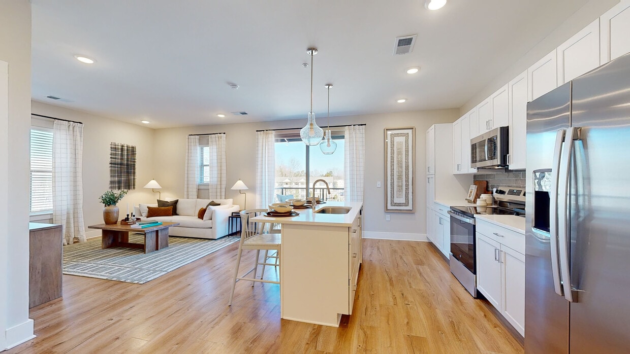 Photo - Livano Oakwood Apartments