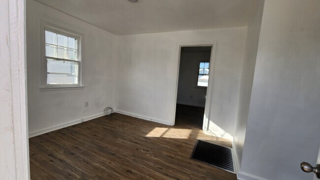 Building Photo - 1228 Spruce St