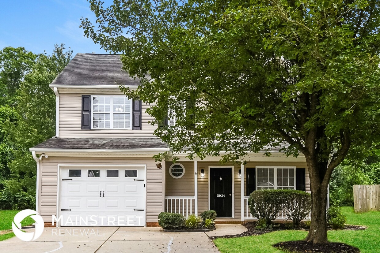 Primary Photo - 5934 Bluestem Cir