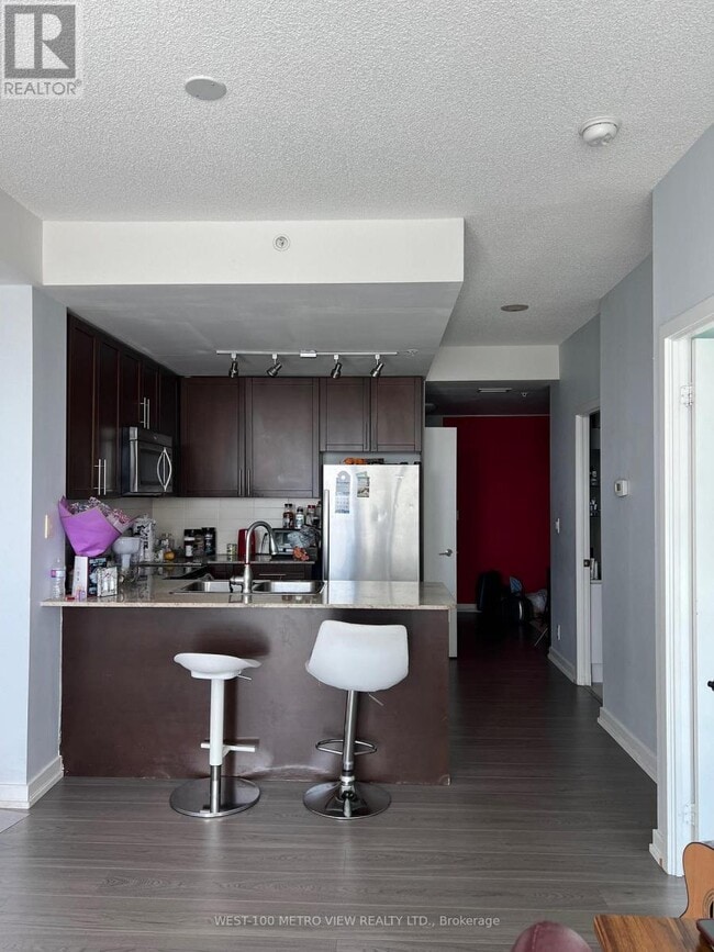 Building Photo - 3985 Grand Park Dr
