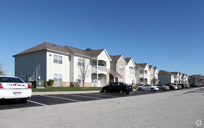 Aberdeen - Aberdeen Apartments at Heartland Crossing